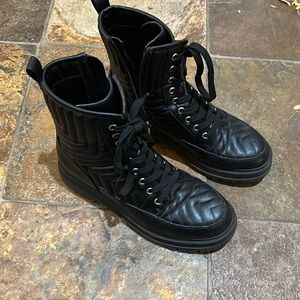 Marc Fisher black boots women size 7.5 side zip and full laces chunky heel moto